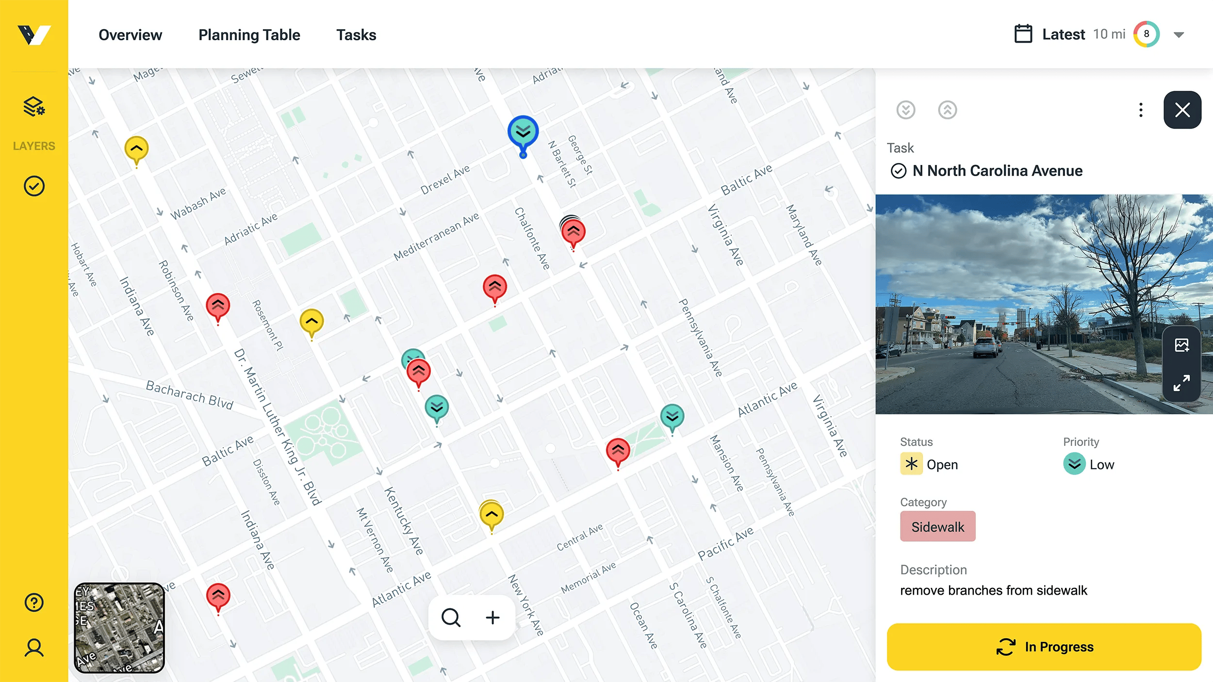 screenshot of the vialytics web system showing the map of a US city with an open task