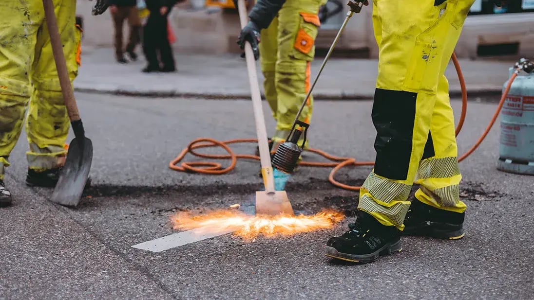 CK3A8084-road-workers-2